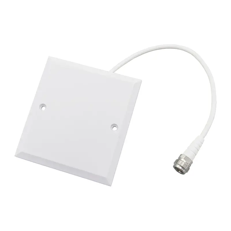 Антенна GSM/3G/4G BS-700/2700-3D (панельная, 3 дБ)